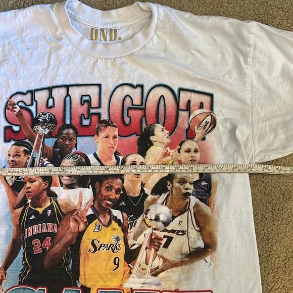Game changers on a tee 🔥 Rep the WNBA legends in style Large - Picture 2 of 5